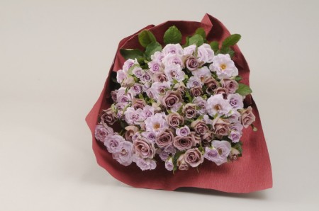 喜寿用77本の紫色花束